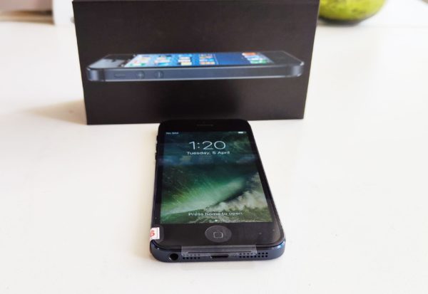 Apple smartphone iPhone 5 d occasion d bloqu t l phone portable IOS Dual core cran 3