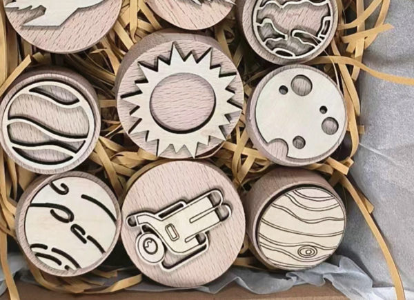 Plateau système solaire pour enfants, jouets en bois Montessori planètes spatiales jeux en argile, jouets éducatifs pour la Science du soleil et de la terre – Image 6